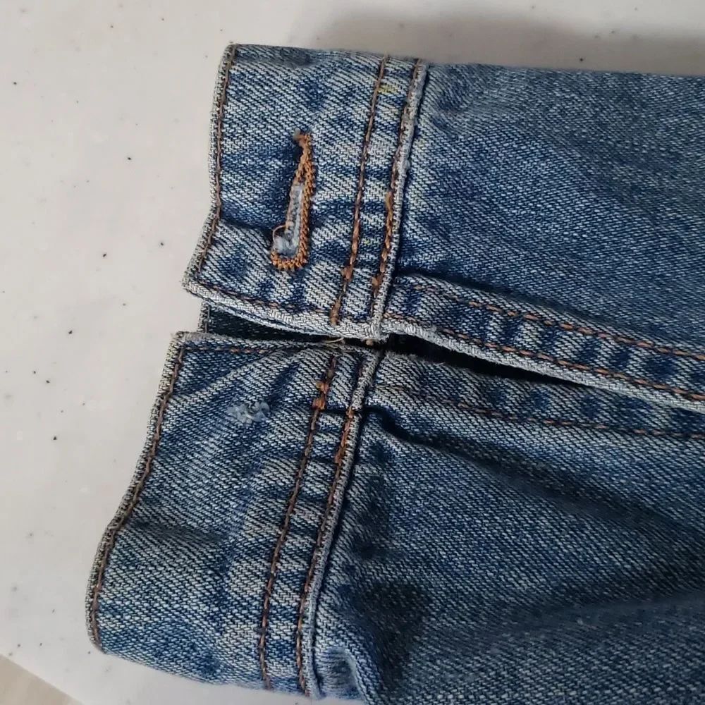 Gorgeous Calvin Klein Faded Denim Cropped Jean Jacket Coat Sz L - Picture 9 of 9